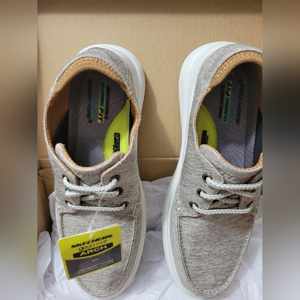 Skechers classic fit air cooled memory foam mens shoes ralenzo size 8 nwt